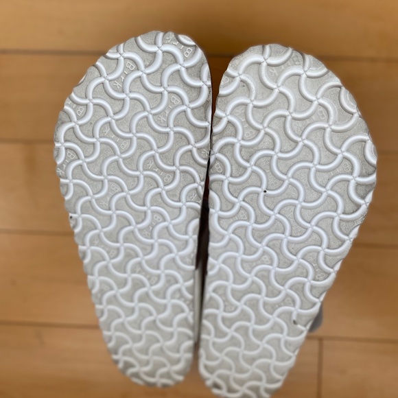 Birkenstock Gizeh Flower Size 40 EUC - Picture 8 of 12